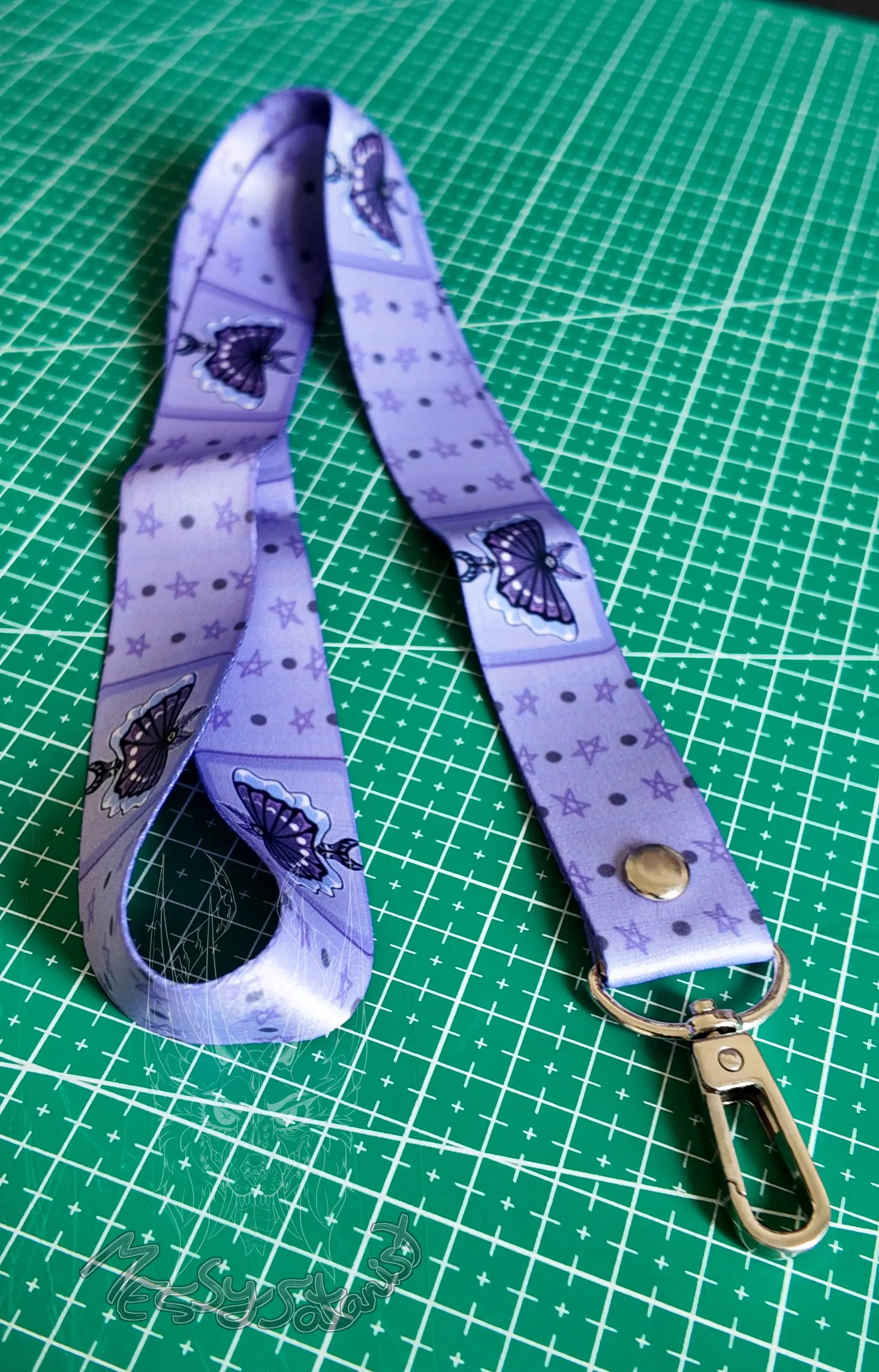Morado Lanyard