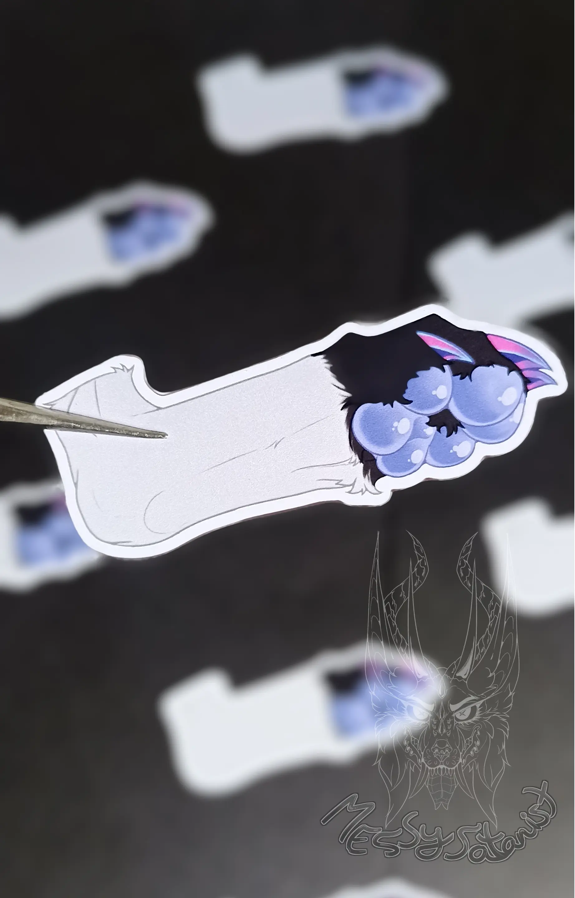 [10000000252] Shikuro Paw Sticker
